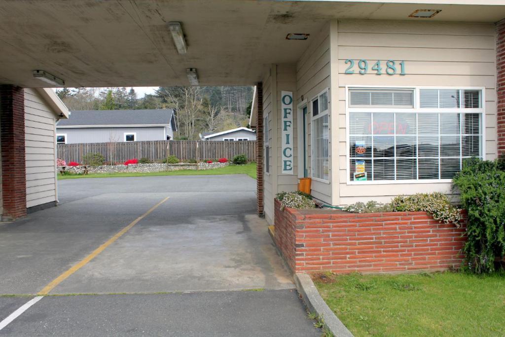 Azalea Lodge Gold Beach Exterior photo