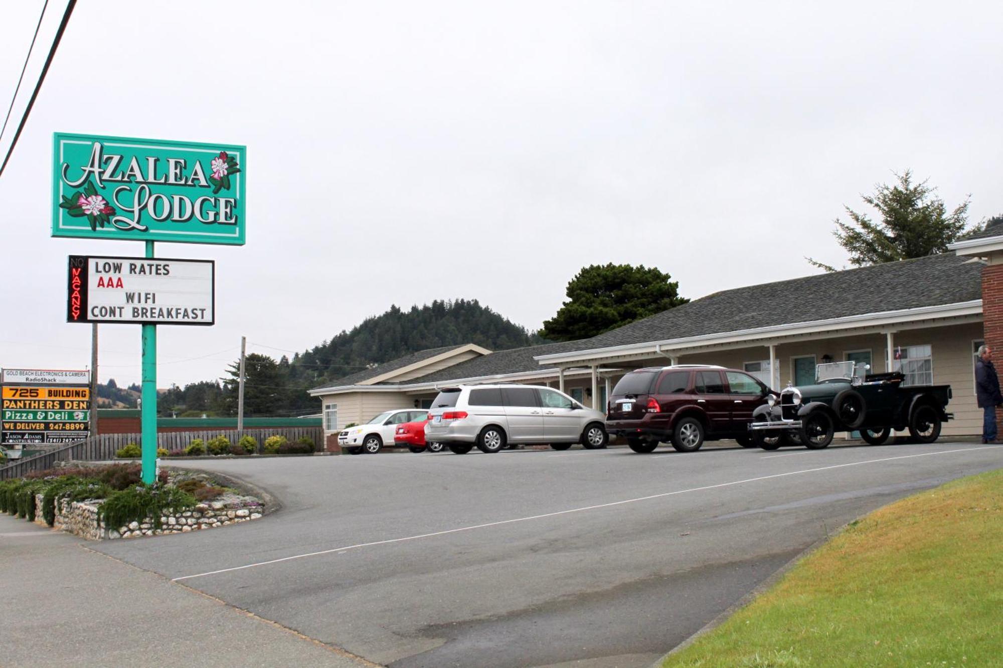 Azalea Lodge Gold Beach Exterior photo